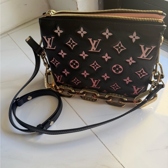Louis Vuitton Coussin BB Black with Gold and Pink Accents - Picture 4 of 16